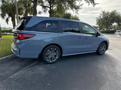 2025 Honda Odyssey Touring