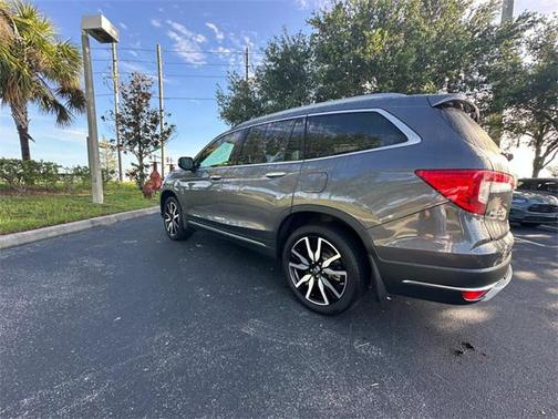 2022 Honda Pilot Elite