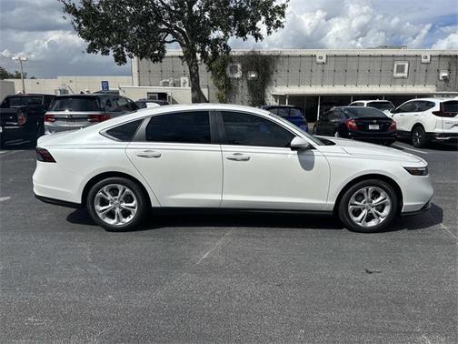2025 Honda Accord LX 1.5T