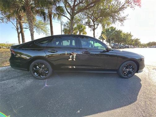 2025 Honda Accord Sport SE 1.5T