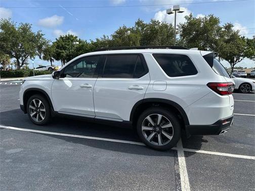 2025 Honda Pilot Elite
