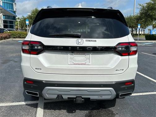 2025 Honda Pilot Elite