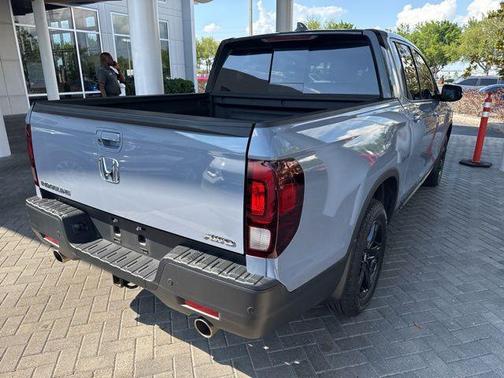 2023 Honda Ridgeline Black