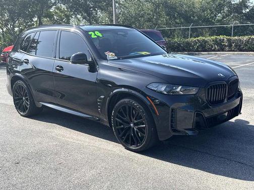 Black Sapphire Metallic 2024 BMW X5 xDrive40i