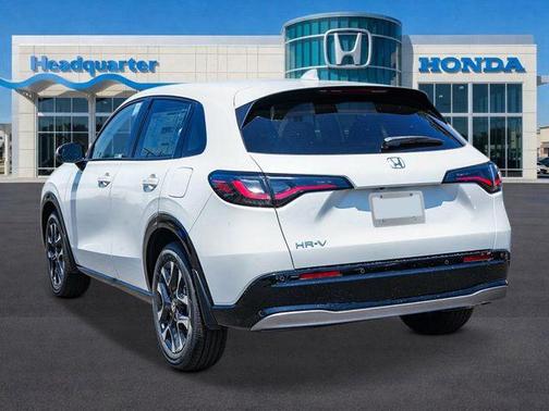 Platinum White 2027 Honda HR-V EX-L