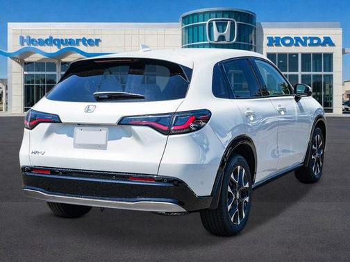 Platinum White 2027 Honda HR-V EX-L