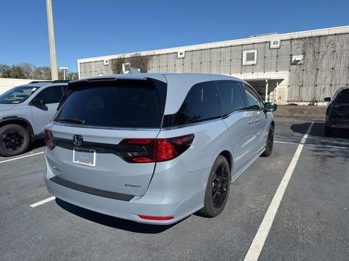2024 Honda Odyssey Sport