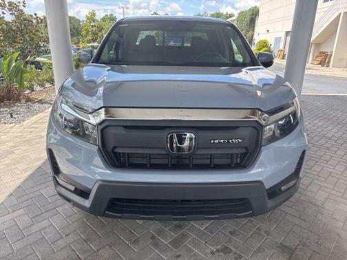 Sonic Gray Pearl 2024 Honda Ridgeline RTL