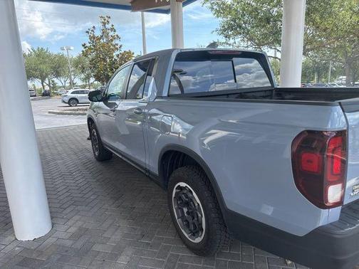 Sonic Gray Pearl 2024 Honda Ridgeline RTL
