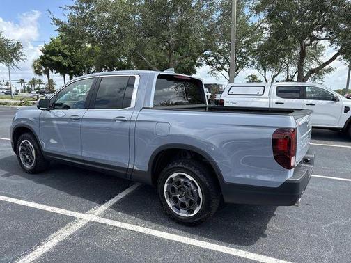 Sonic Gray Pearl 2024 Honda Ridgeline RTL
