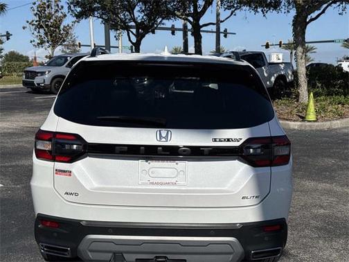 2023 Honda Pilot Elite