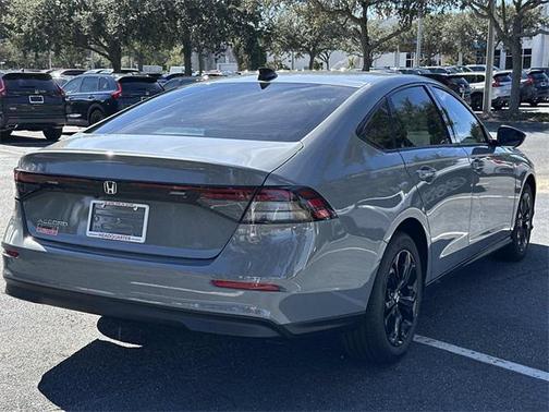 2025 Honda Accord Sport SE 1.5T