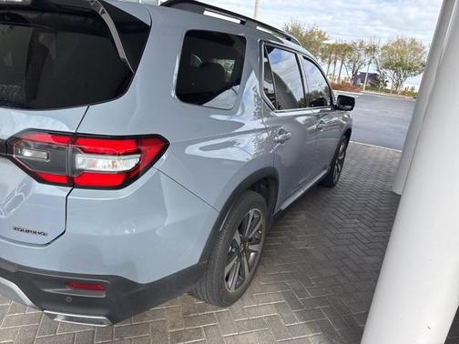 2023 Honda Pilot Touring 8-Passenger