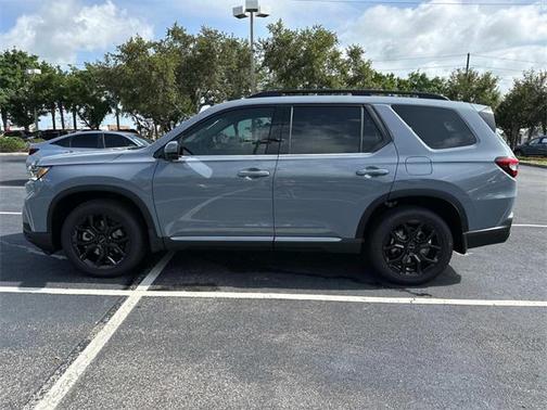 2025 Honda Pilot Touring 8-Passenger