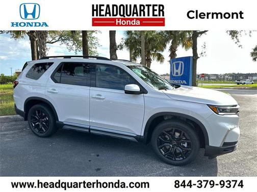 2025 Honda Pilot Touring 8-Passenger