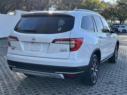 2022 Honda Pilot Elite