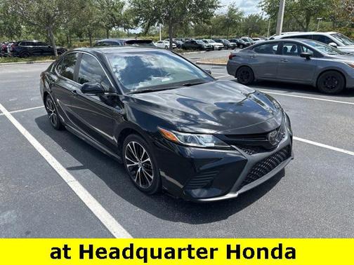 2018 Toyota Camry SE