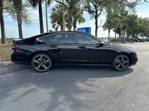 2025 Honda Accord Hybrid Base