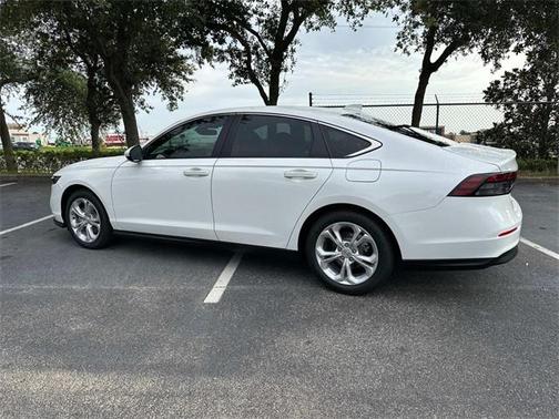 2025 Honda Accord LX 1.5T