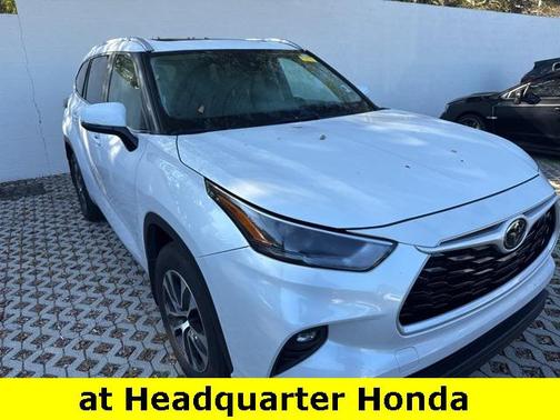 2024 Toyota Highlander XLE