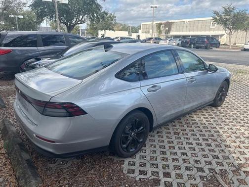 2025 Honda Accord Sport SE 1.5T