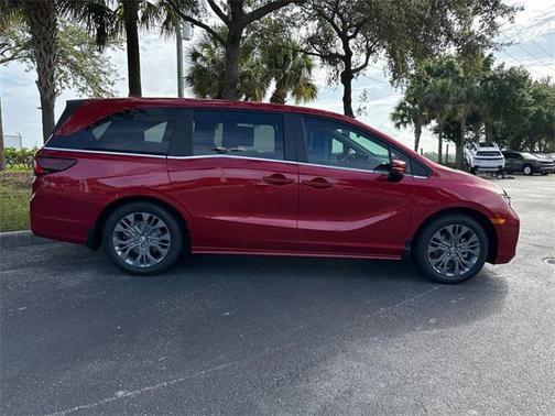 2025 Honda Odyssey Touring