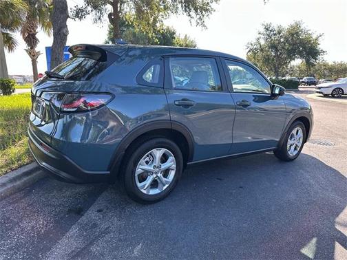 2025 Honda HR-V LX