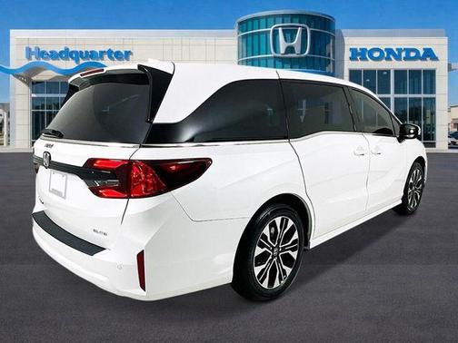 Platinum White 2026 Honda Odyssey Elite