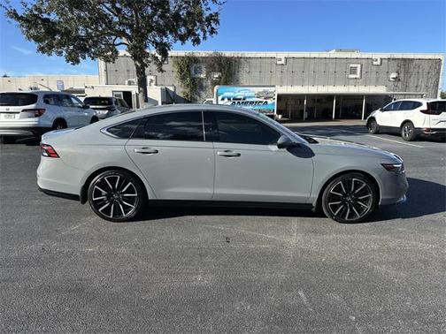 2023 Honda Accord Hybrid Touring