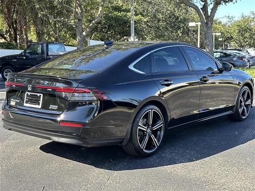 2023 Honda Accord Hybrid Base