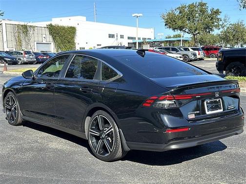 2023 Honda Accord Hybrid Base
