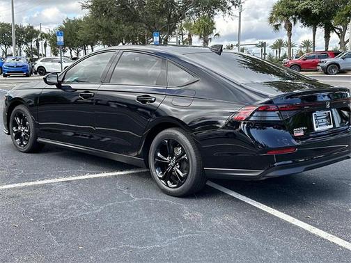 2025 Honda Accord Sport SE 1.5T