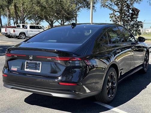 2025 Honda Accord Sport SE 1.5T