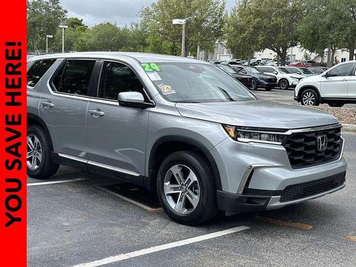 Silver Metallic 2024 Honda Pilot EX-L