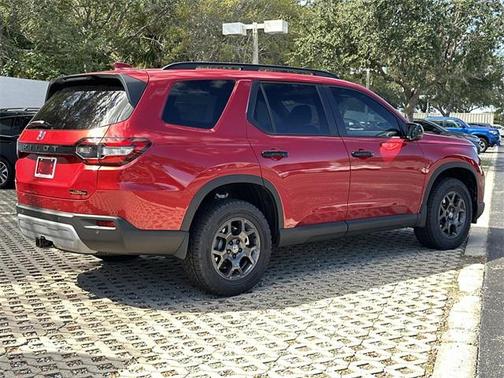 2025 Honda Pilot TrailSport