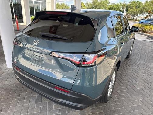 2024 Honda HR-V LX