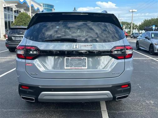 2025 Honda Pilot Elite