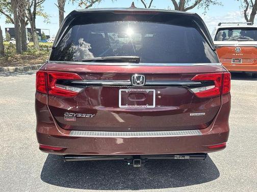 Deep Scarlet Pearl 2021 Honda Odyssey Touring