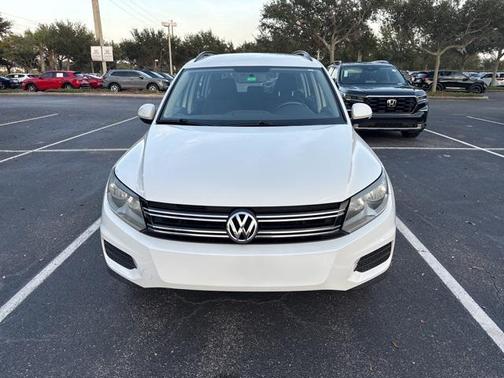 2017 Volkswagen Tiguan Limited 2.0T
