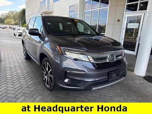 2022 Honda Pilot Touring 8-Passenger