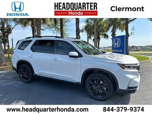 2025 Honda Pilot Touring 8-Passenger