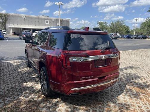 2021 GMC Acadia Denali