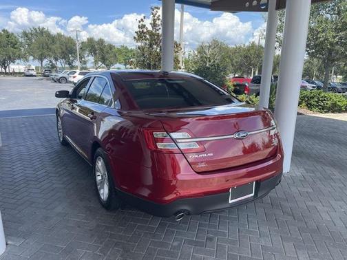 2016 Ford Taurus SEL