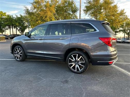 2021 Honda Pilot Touring 8-Passenger