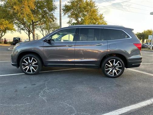 2021 Honda Pilot Touring 8-Passenger