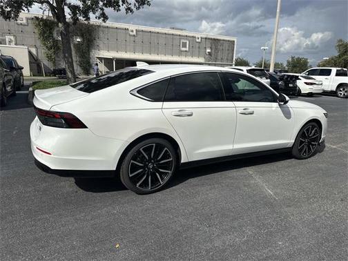 2025 Honda Accord Hybrid Touring