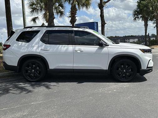 Platinum White Pearl 2025 Honda Pilot Black Edition