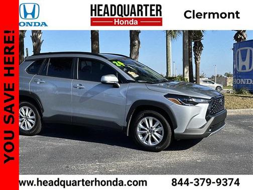 2024 Toyota Corolla Cross LE