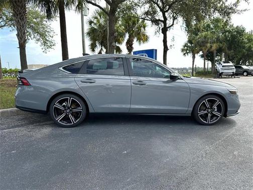 2025 Honda Accord Hybrid Base