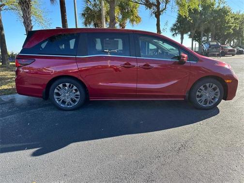 2025 Honda Odyssey Touring